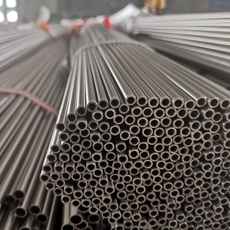 Seamless Cold Rolled Alloy 400 / UNS N04400 Nickel Alloy Tube With BA/AP Surface